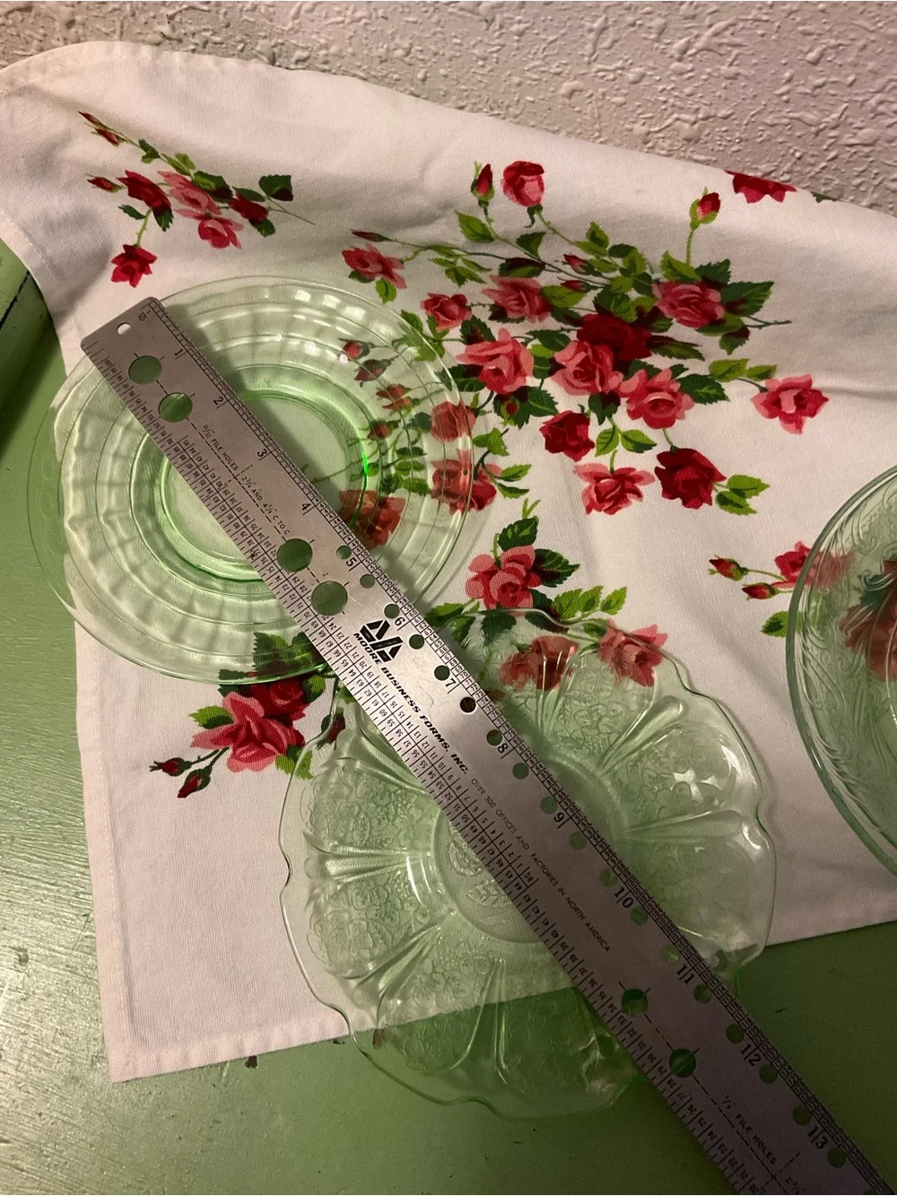 Lot of 4 mixed Green Uranium Saucers Plate Glass